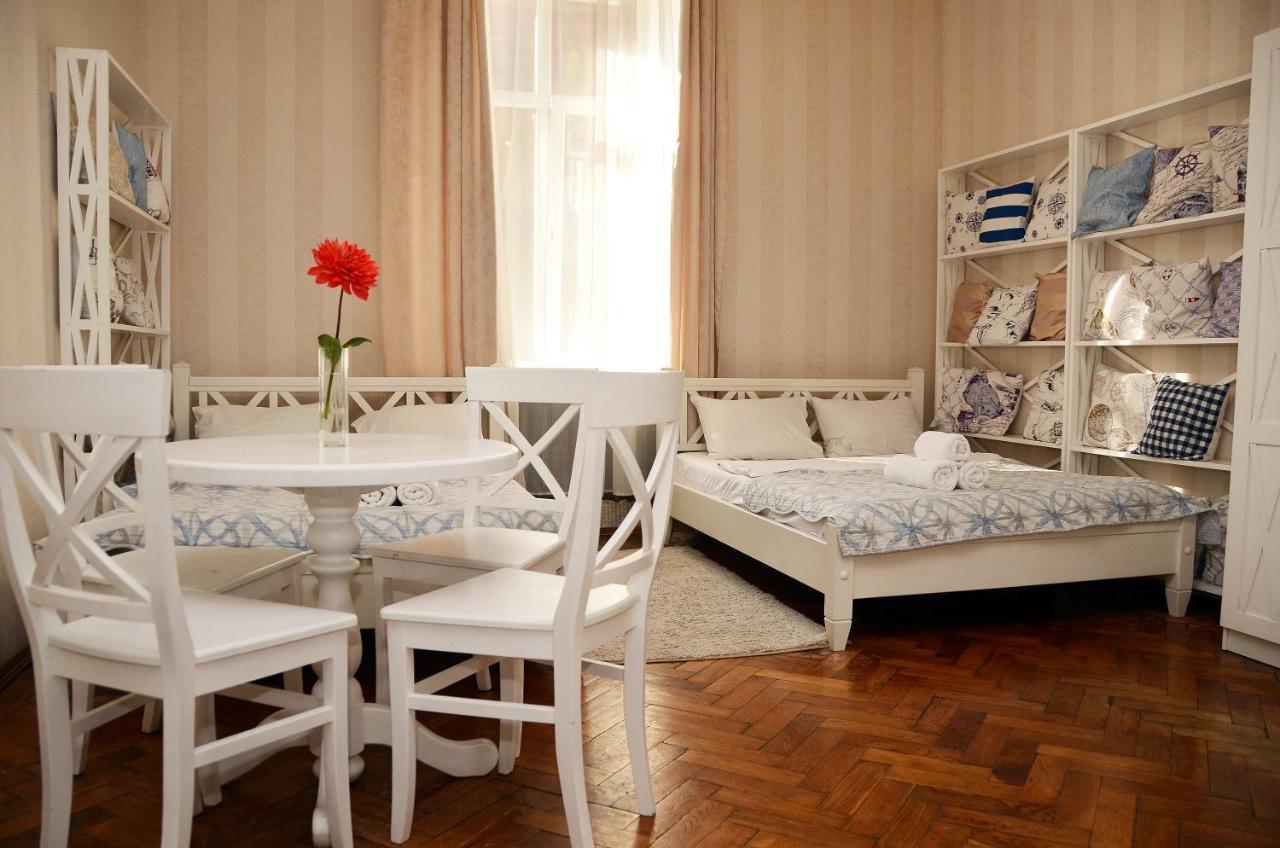 Panska Poduszka Hotell Lviv Eksteriør bilde
